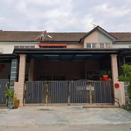 Malim Joyous Homestay Malacca Exterior photo
