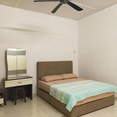 Malim Joyous Homestay Malacca Exterior photo